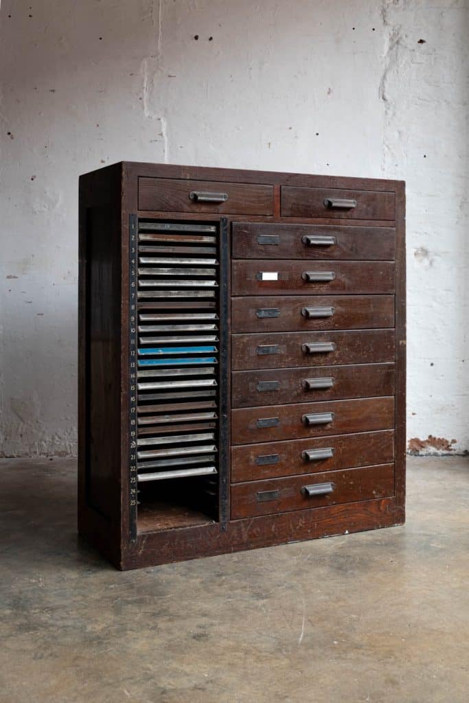 Antique Typesetter's drawers #1390 - Retrouvius