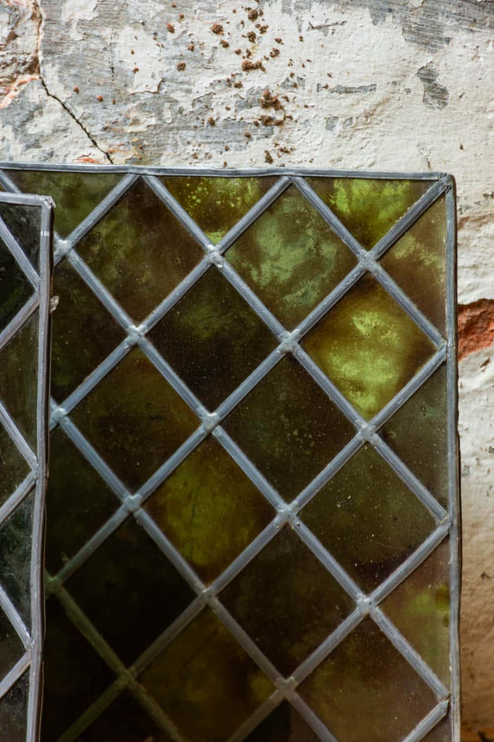 Diamond Stained Glass Windows #9673 - Retrouvius