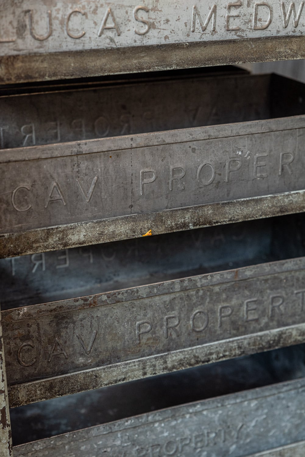 Industrial Shelving with Drawers 8405 Retrouvius