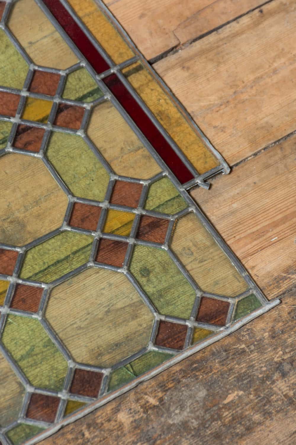 Small Stained Glass Diamond-Shaped Panels #9653 - Retrouvius