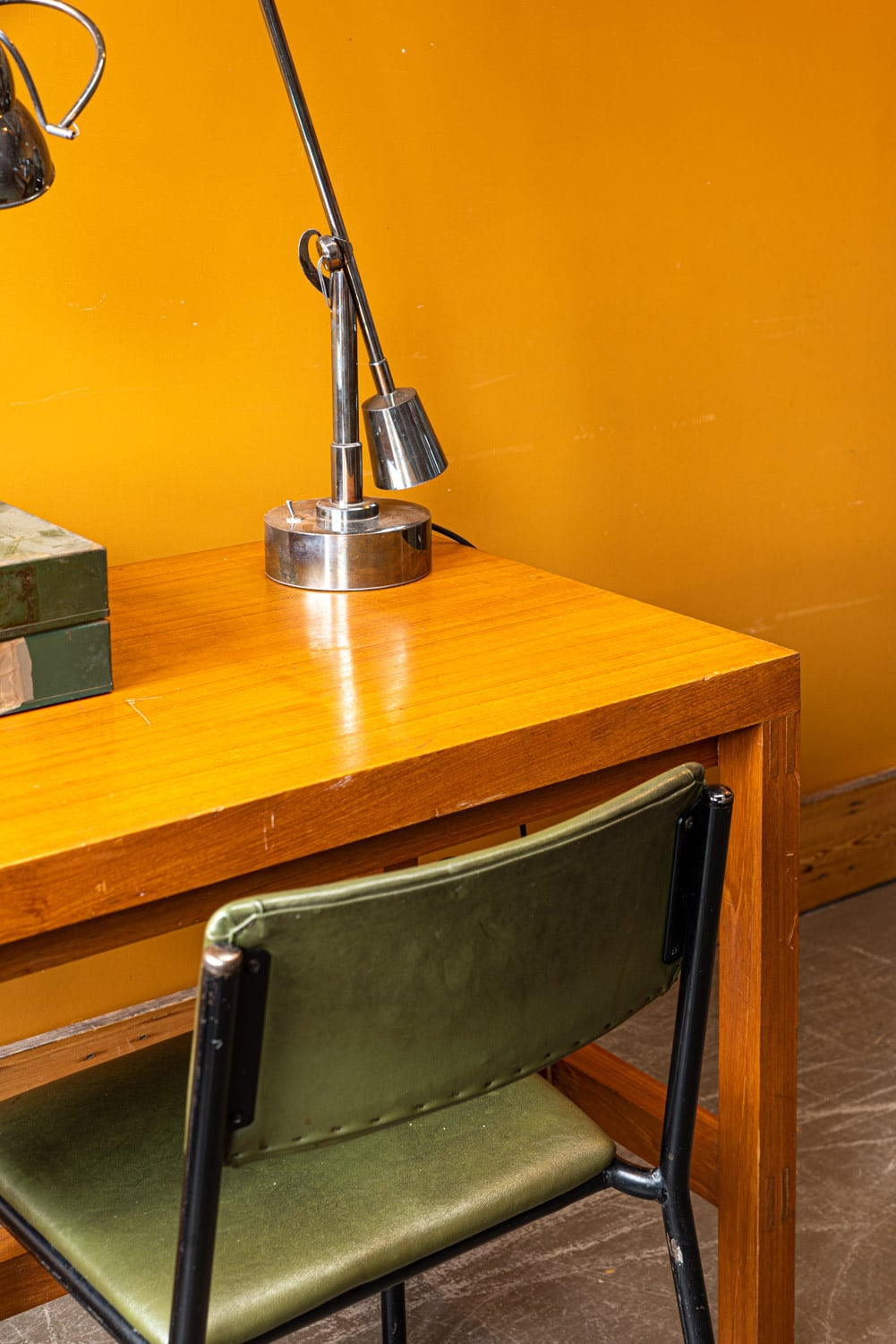 Staverton Teak Desks #8604 - Retrouvius