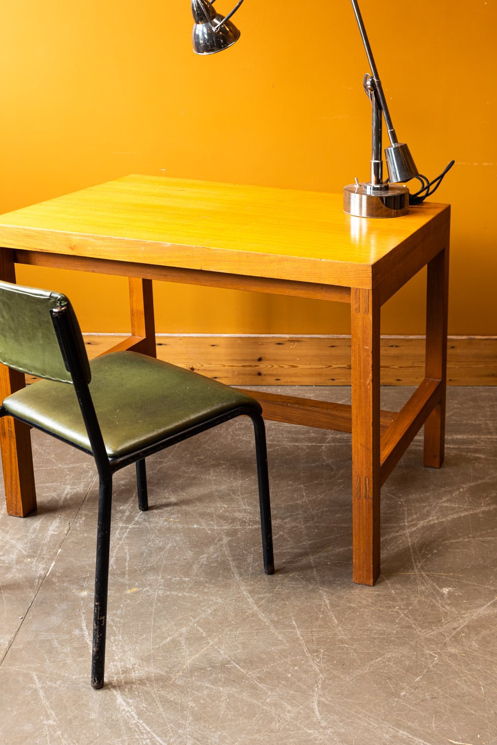 Staverton Teak Desks #8604 - Retrouvius
