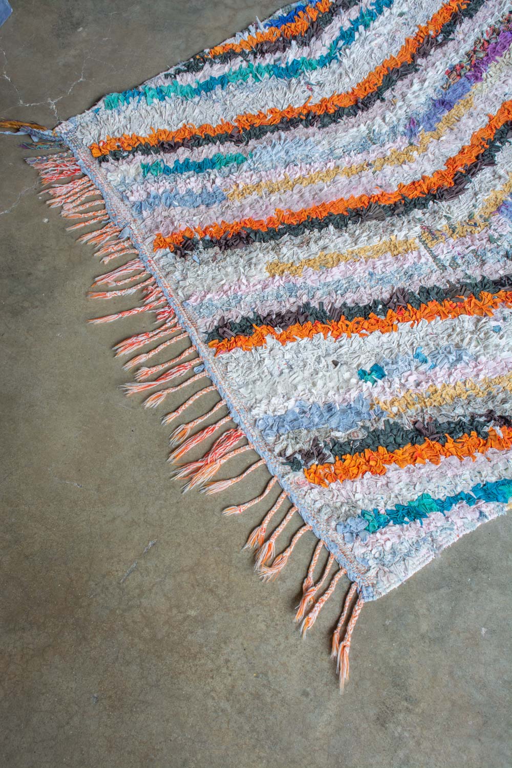 Zigzag Moroccan Rug 6034 Retrouvius