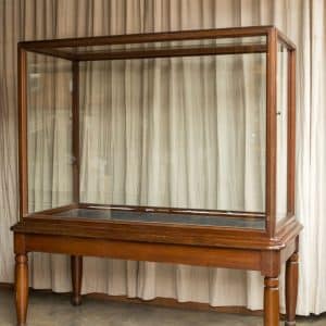 Mahogany Museum Display Case #1000